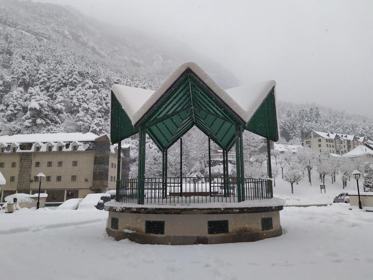 Apartamento De Montana "Nueva Canfranc" Extérieur photo